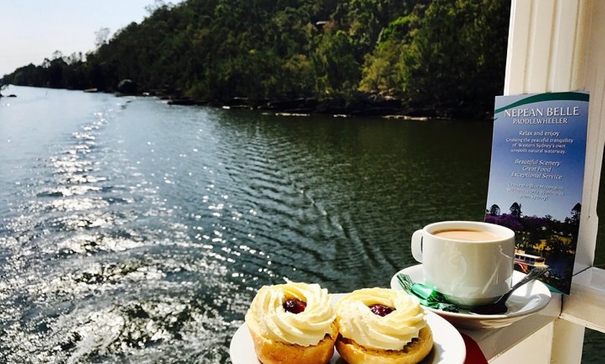 Image 12: Morning in the Gorge Cruise