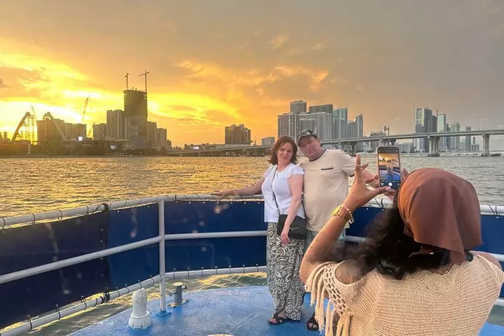 Miami Skyline Sunset Cruise with The Mojito Bar On board