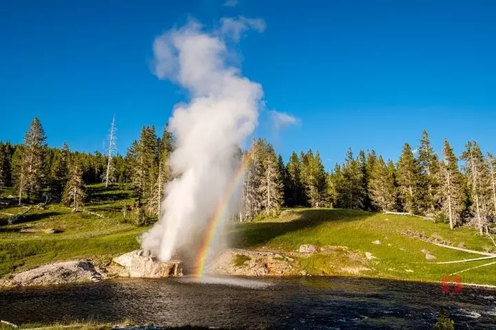 Self-Guided Audio Driving Tour in Yellowstone and Grand Teton