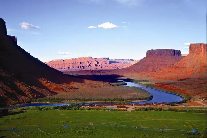 Moab's Best Arches Airplane Tour - Primary Image