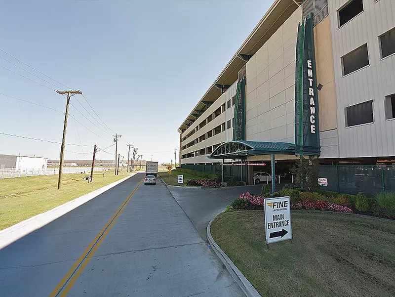 Convenient Airport Parking at TUL from $7 per day
