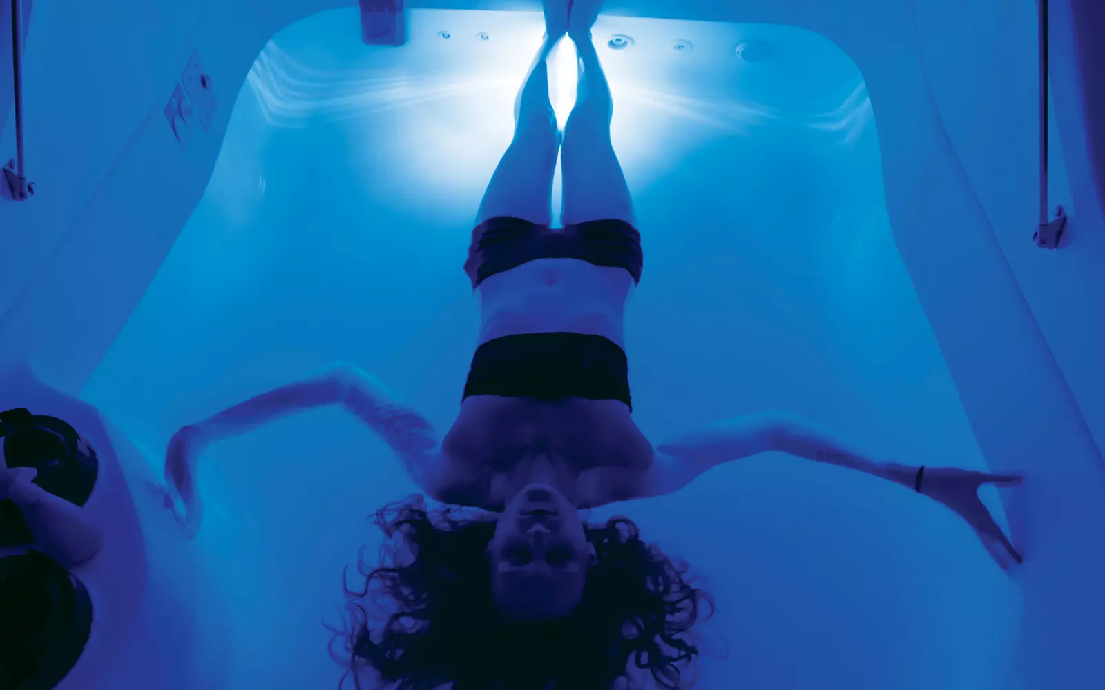 $32.50 for a 60 Minute Float Session (Reg. $75) - Second Medium