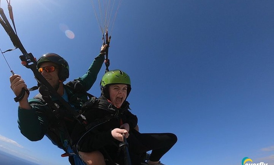 Image 28: Vuelo en tándem en parapente acrobático en la zona sur de Tenerife