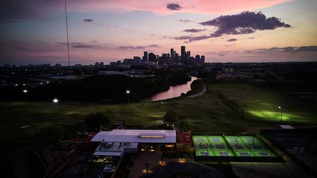 Online Booking - Round of Golf at East River 9