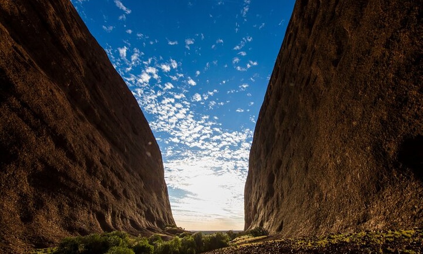 Image 3: Uluru and Kata Tjuta Hop On Hop Off 2 Day Pass