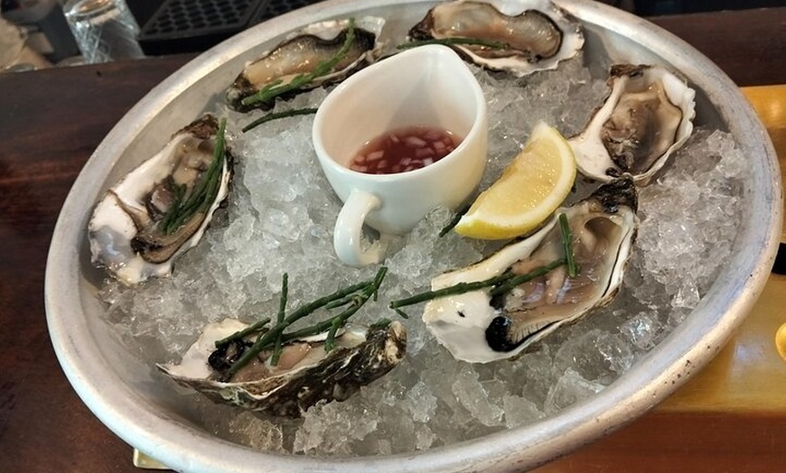 Image 9: Tasty and Indulgent Food and Drink Tour in Edinburgh