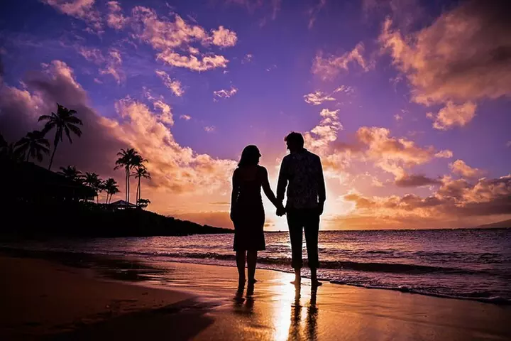 Maui Photoshoot Fun and Creative memories