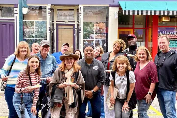Streetcar Food Tour and Findlay Market with Riverside Food Tours