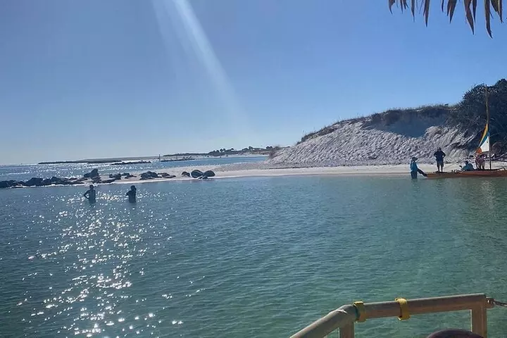 Cruisin Tikis Shell Island Big Kahuna Beach and Snorkel Cruise