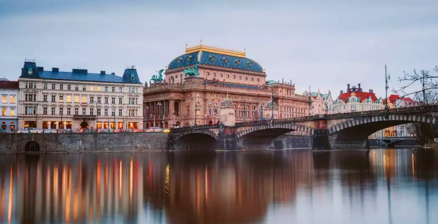 ✈ TSCHECHIEN | Prag - 987 Design Prague 4*, 2 Nächte - Stadtzentrum