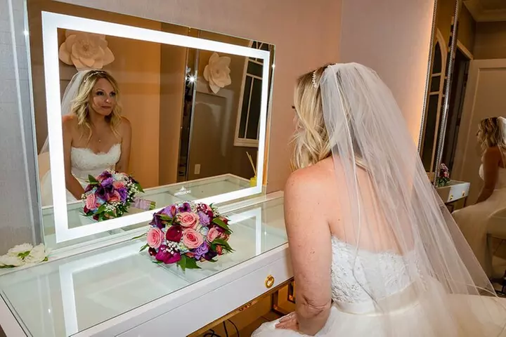 Bliss Chapel Elvis Weddings & Vow Renewal