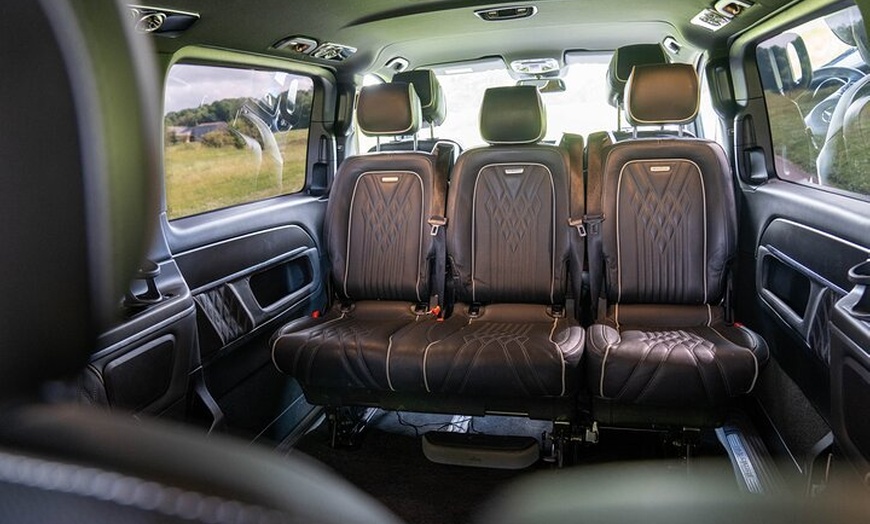 Image 3: Private London Heathrow Airport Transfer