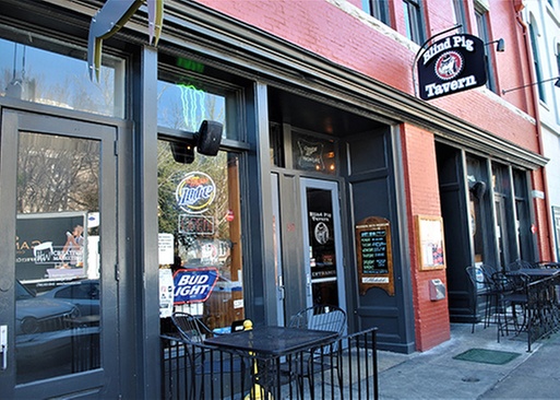 5% Cash Back at Blind Pig Tavern - Campus