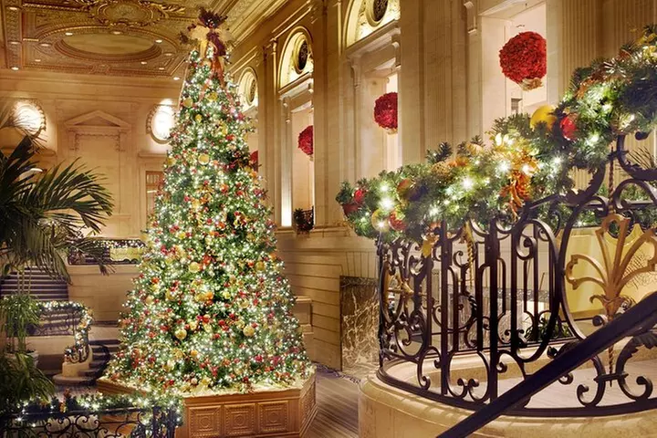 Chicago Seasonal Stroll Walking Tour of Holiday Attractions