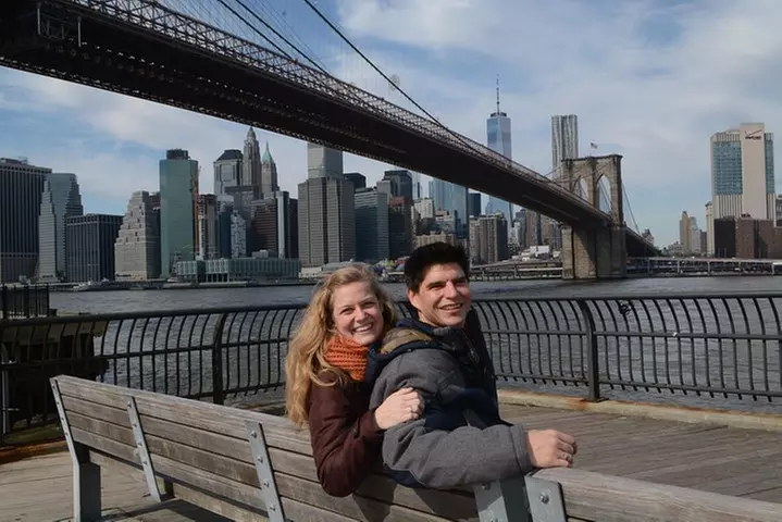 Private Tour of Brooklyn Bridge and neighborhoods with PhotoShoot