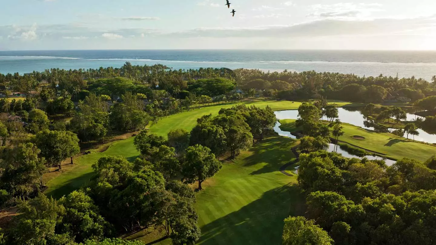 ✈ MAURITIUS | Belle Mare - Constance Belle Mare Plage - Golf-Erlebn...