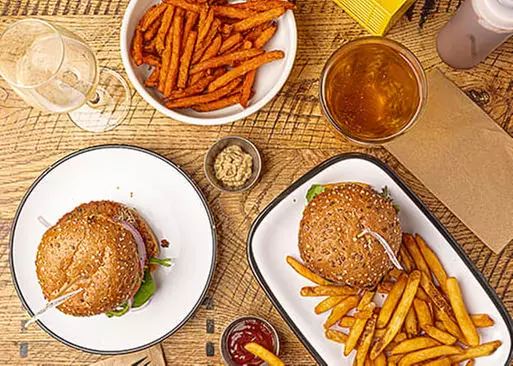 5% Cash Back at Bareburger