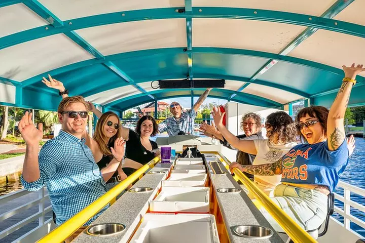 Sandbar Splash and Yacht Tour in Fort Lauderdale