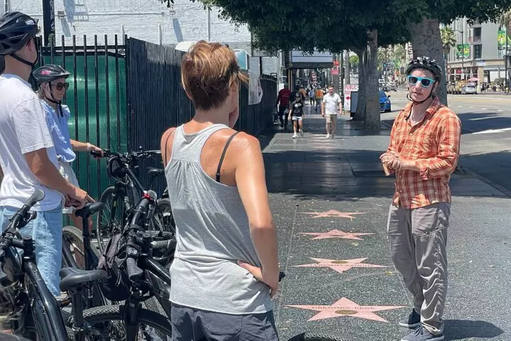 Los Angeles: Hollywood Sign Electric Bike Tour