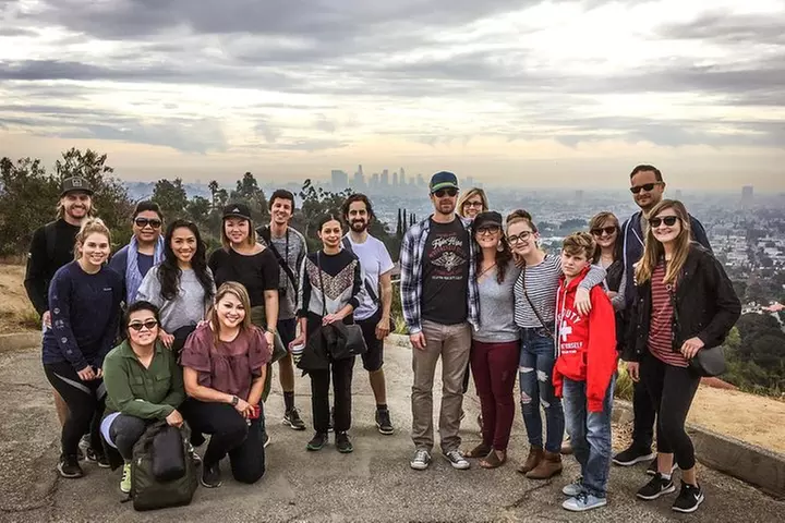 Hollywood Sign Hiking Tour to Griffith Observatory