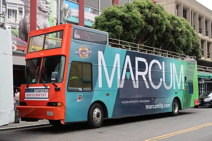 San Francisco: Hop-On Hop-Off Deluxe Bus Tour with 20 Stops