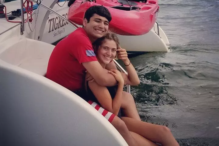 2.5-Hour Small-Group Catamaran Sailing Adventure with Drinks