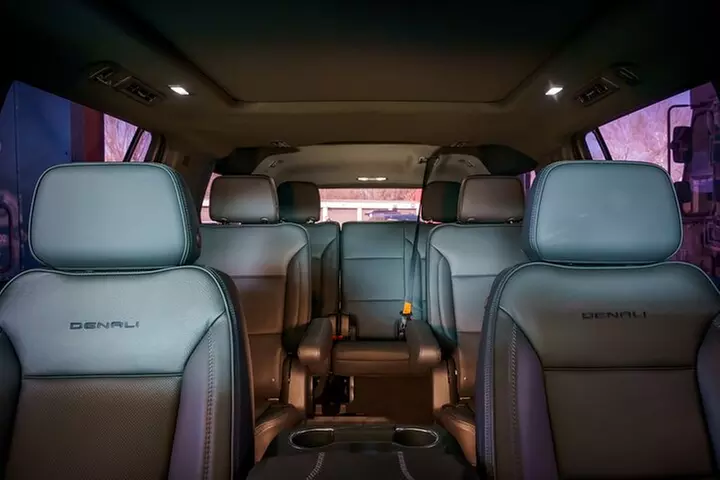 Memphis Airport Private Black Car Transfer - Second Medium