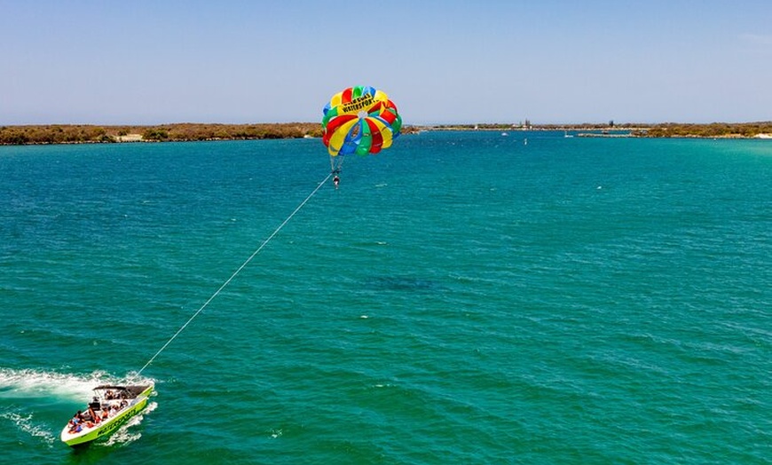 Image 1: Parasailing Experience departing Cavill Ave, Surfers Paradise