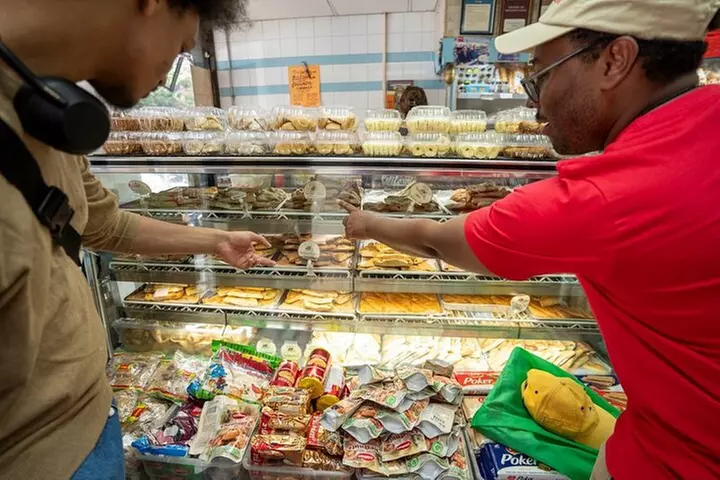 Brooklyn Food Tour: Family-Owned Brownstone Bites