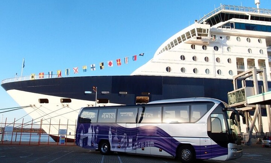 Image 2: London Sightseeing Tour with Lunch from Southampton