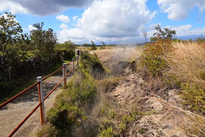 Hawaii Volcanoes National Park Self-Guided Driving Audio Tour