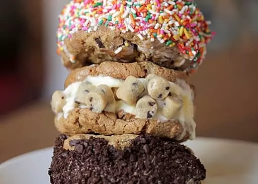5% Cash Back at 16 Handles