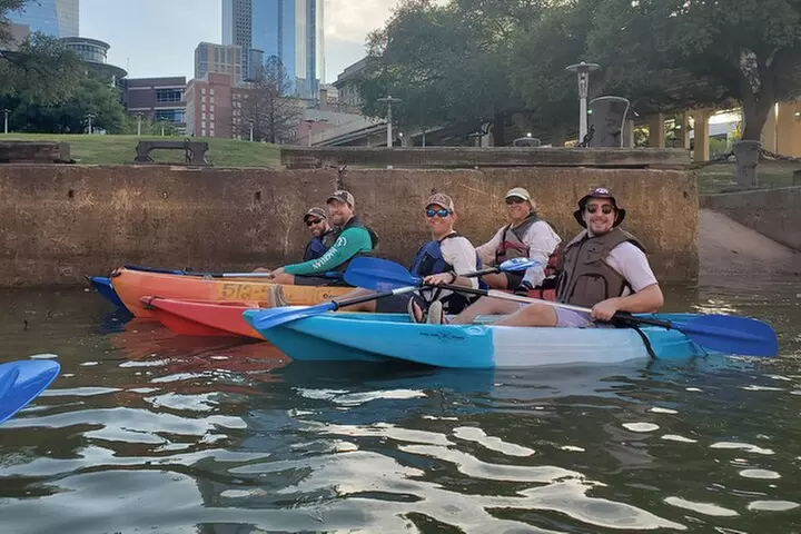 2-Hour Downtown Houston Skyline Paddleboard and Kayak Rentals