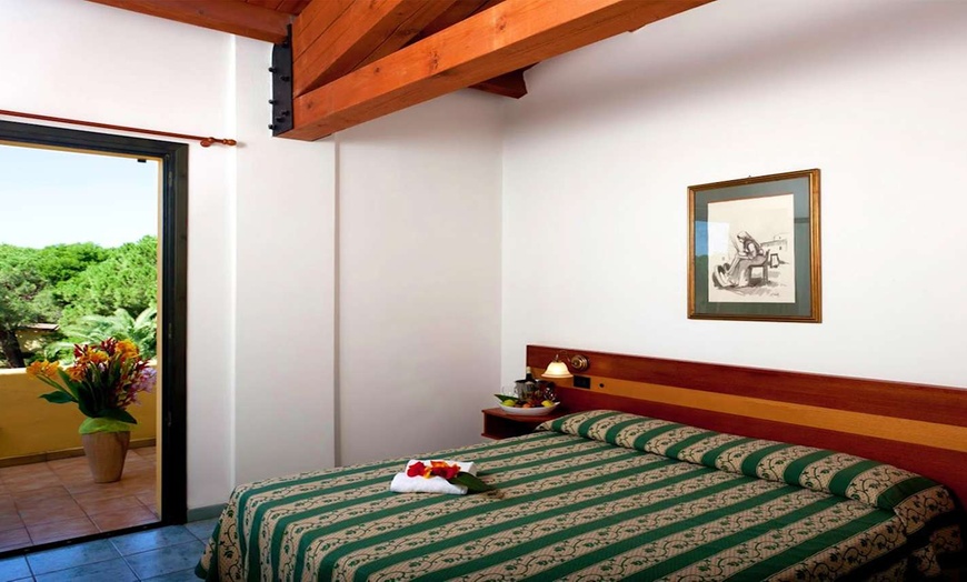 Image 4: ✈ SARDAIGNE | Arborea - Horse Country Resort Congress & Spa 4*, 3 n...