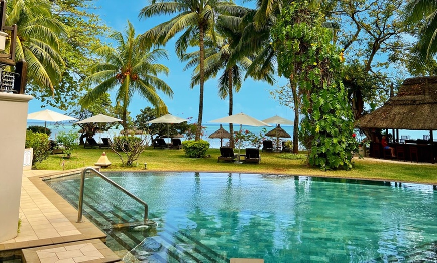 Image 1: ✈ MAURITIUS | Trou aux Biches - Il Cardinal Exclusive Resort 5* - P...