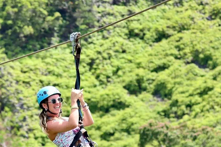 Shaka Zipline: 5 Line Zipline Tour (60 - 260 lbs)