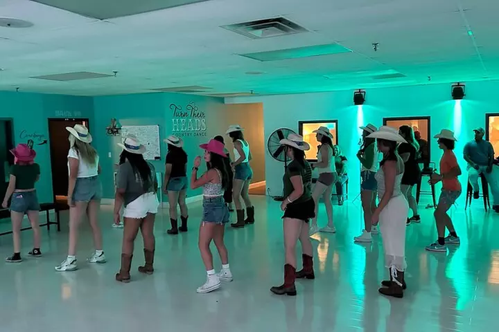 Beginner's Line Dancing Class with Instructor in Nashville