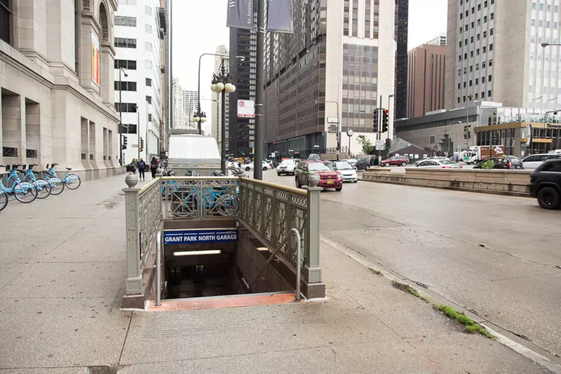 Parking at Grant Park North Garage