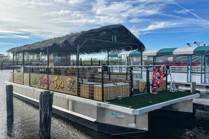 New Orleans Bayou and Swamp Tiki Boat Tour