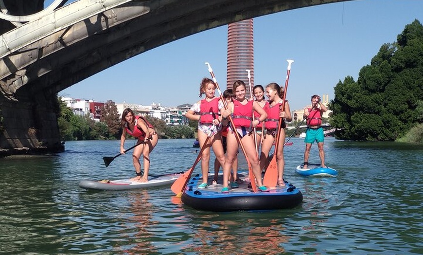 Image 20: Paddle Surf en Sevilla en el Río Guadalquivir