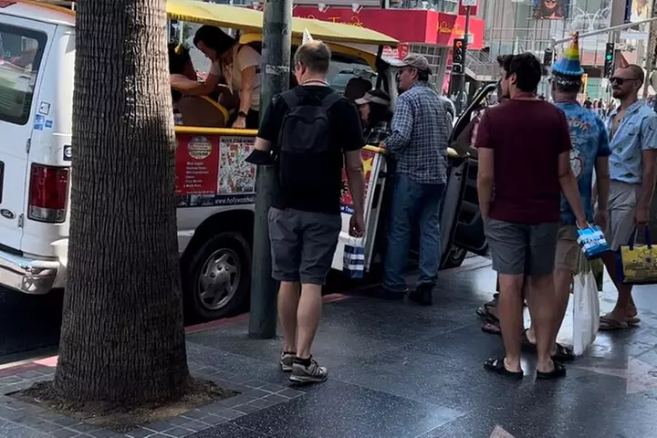 2-Hour Shared Celebrities Home Tours in Hollywood