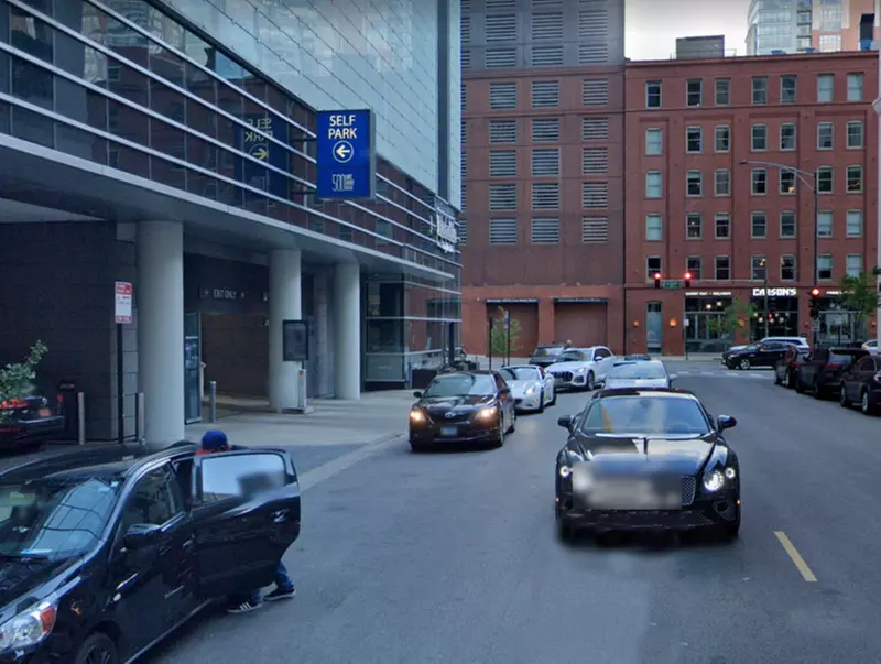 Parking at 500 Lake Shore Drive Apartments Garage