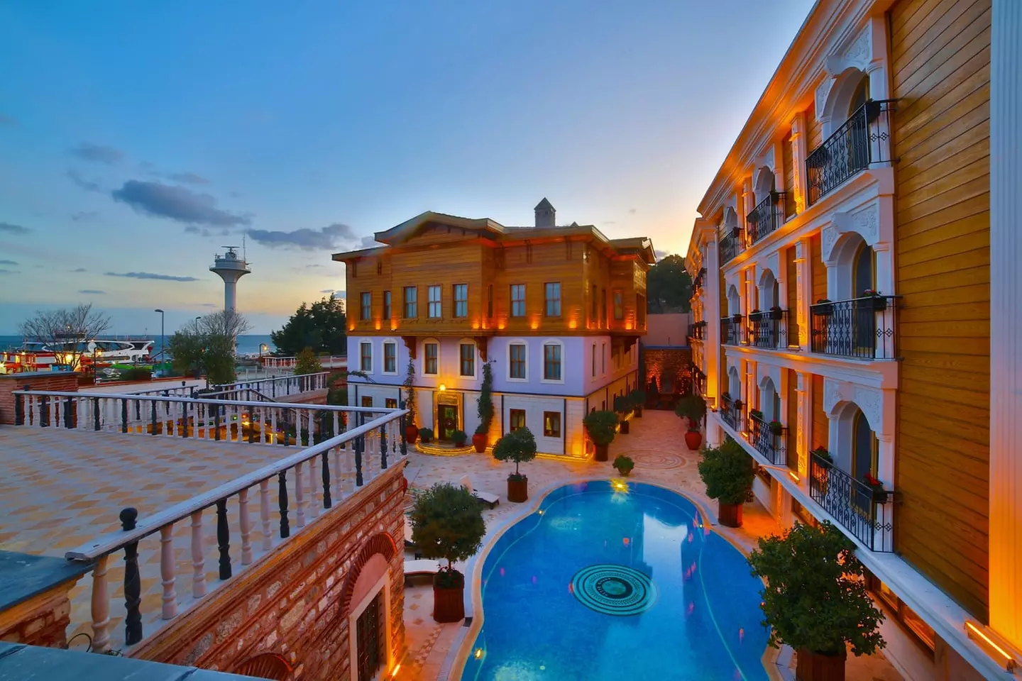 ✈ TÜRKIYE | Istanbul - Seven Hills Palace Hotel 5*, 2 Nächte - City...