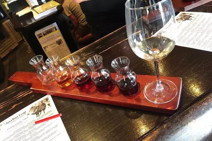 Arizona Winery All-Inclusive Tour with Lunch & Tastings