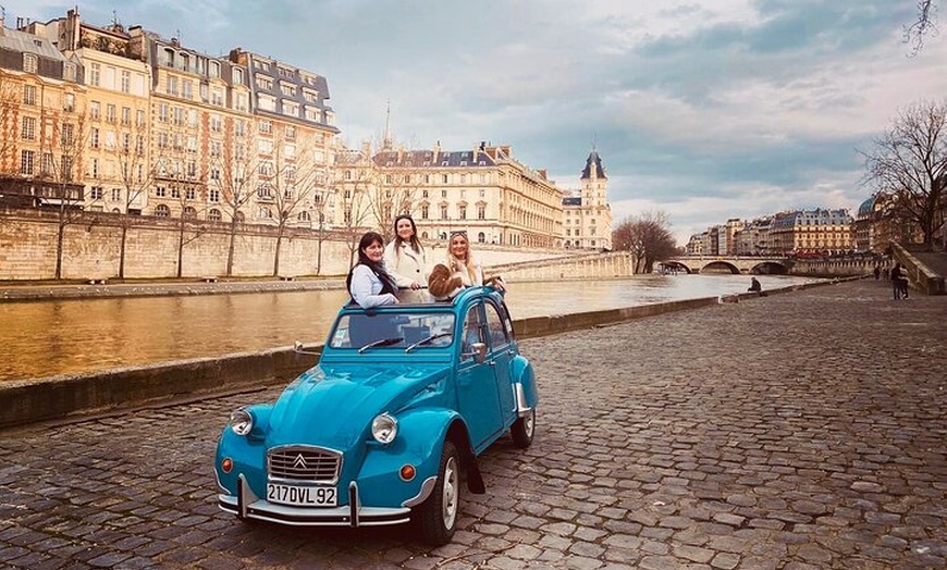 Image 19: Balade Privée en Citroën 2CV à Paris - 2h