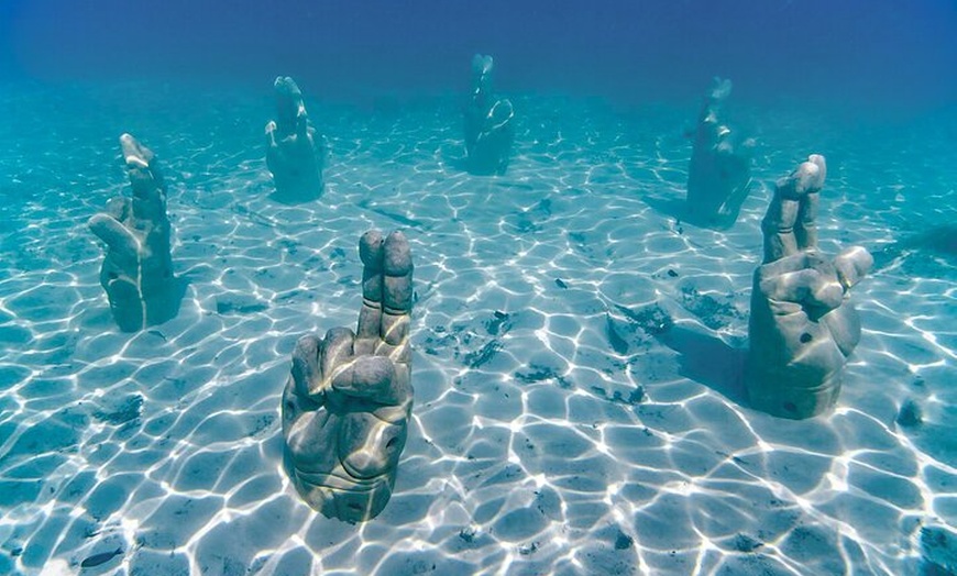 Image 2: Discover Isla Mujeres on an All inclusive Catamaran tour