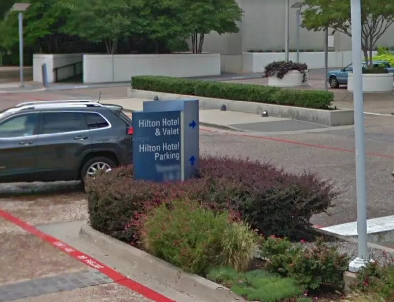 Parking at Hilton Dallas Lincoln Centre - Valet