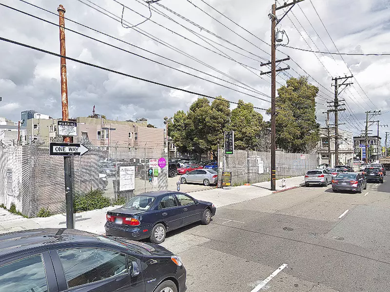 Parking at 344 14th St. Lot - Primary Image