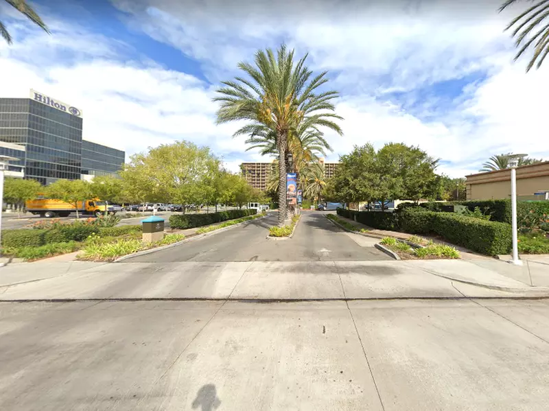 Parking at Sheraton Park Lot