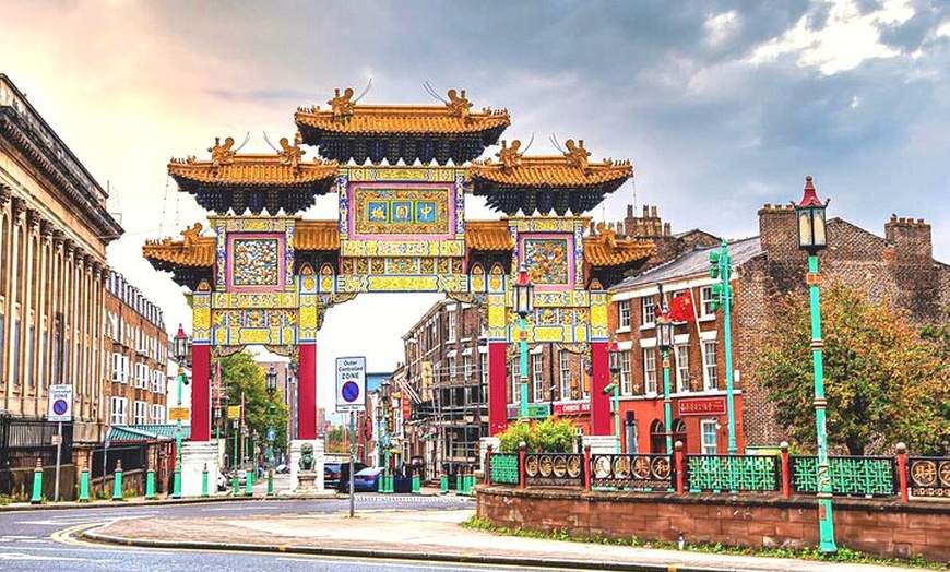 Image 6: Explore Bristol in 60 minutes with a Local - Private Tour